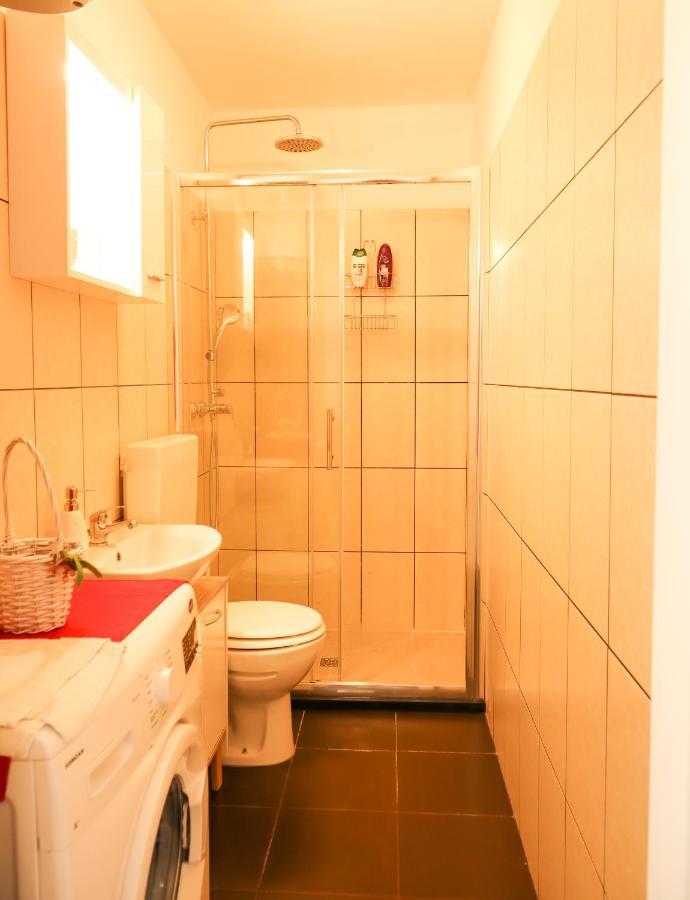 Apartments Silva สปลิท ภายนอก รูปภาพ