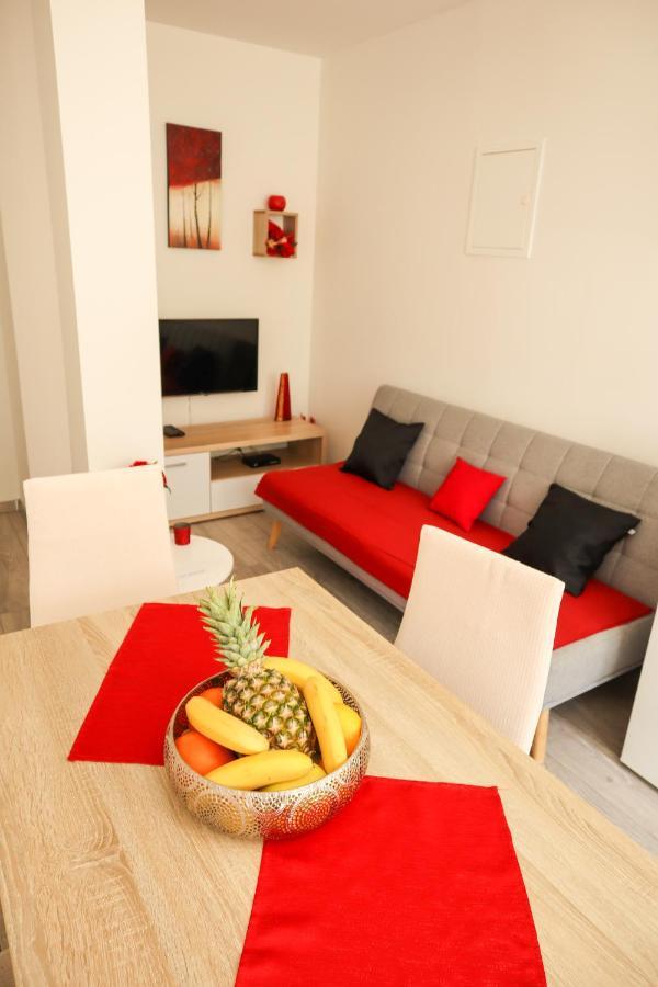 Apartments Silva สปลิท ภายนอก รูปภาพ